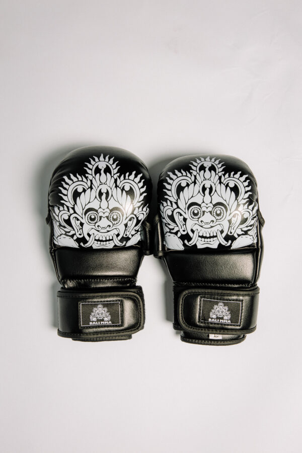 Hook Collab MMA Glove 1 Hook Collab MMA Gloves